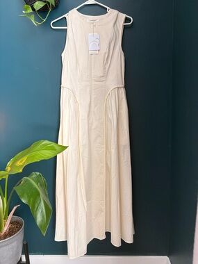Commense Cream Sleeveless Midi Dress